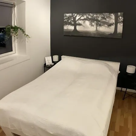 Appartement Cosy With 2 Bedrooms For 4 People With Free Parking *