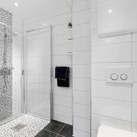 Appartement Cosy With 2 Bedrooms For 4 People With Free Parking *